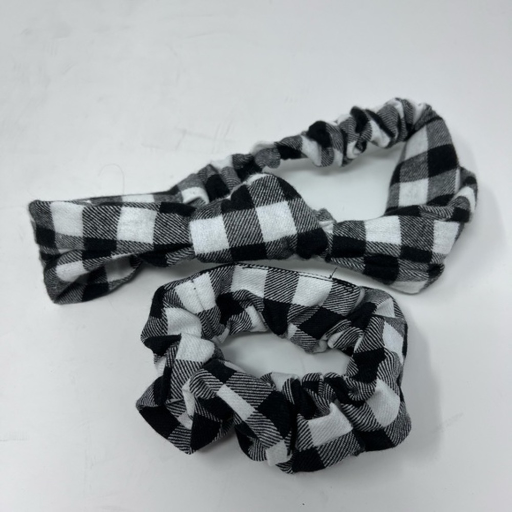 Buffalo Plaid Headband & Scrunchie | Set of Six | NWOT